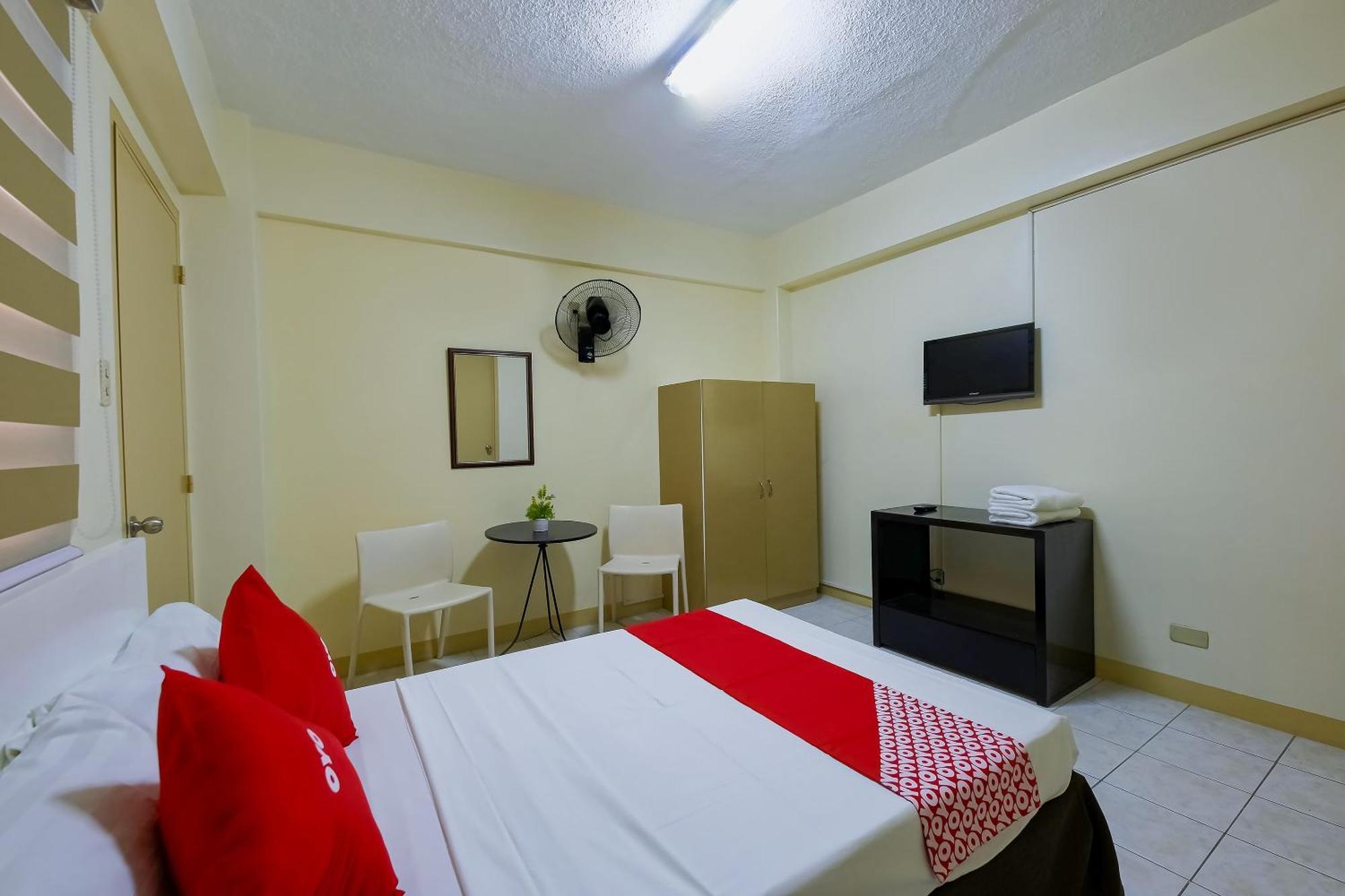 Oyo 840 Orangenest Apartelle มะนิลา ภายนอก รูปภาพ