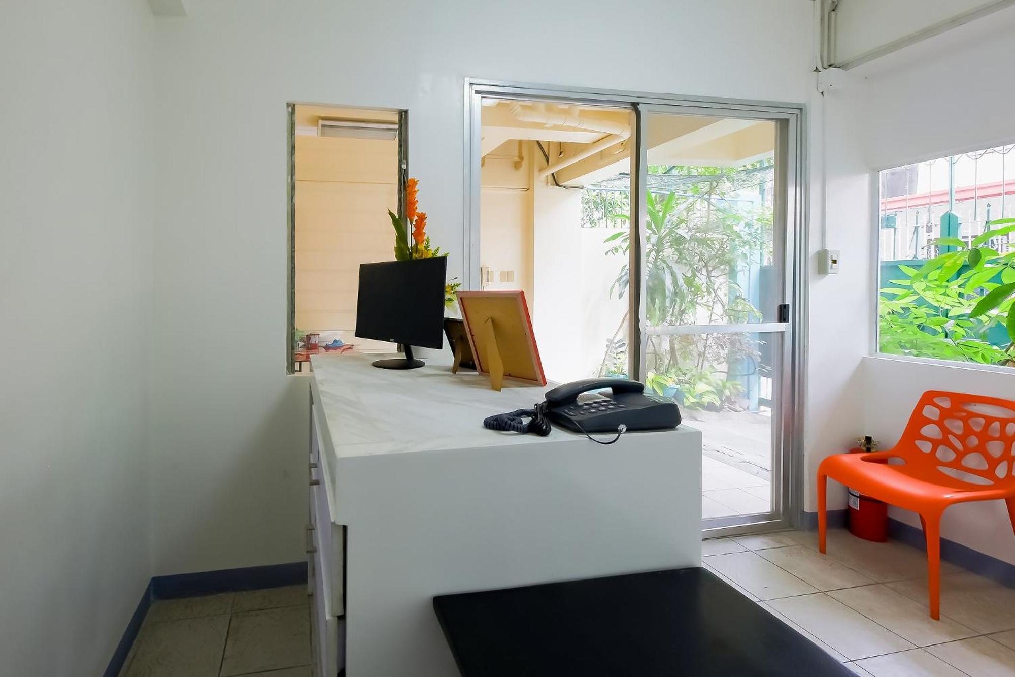 Oyo 840 Orangenest Apartelle มะนิลา ภายนอก รูปภาพ